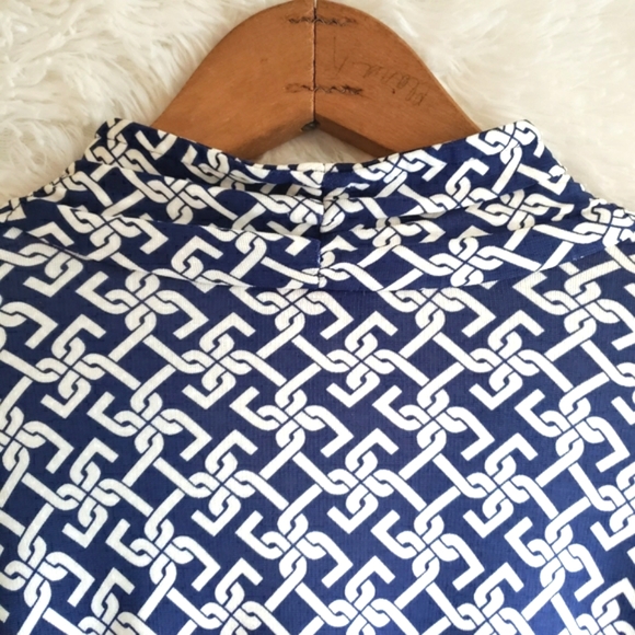 Talbots Women's Navy/White Wrap Chain Design Blouse. Size: 1X - Picture 4 of 8